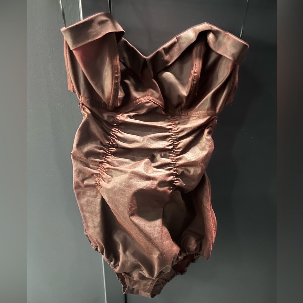 Maison Margiela Burgundy Waxed One Piece Strapless Bodysuit - Picture 8 of 14